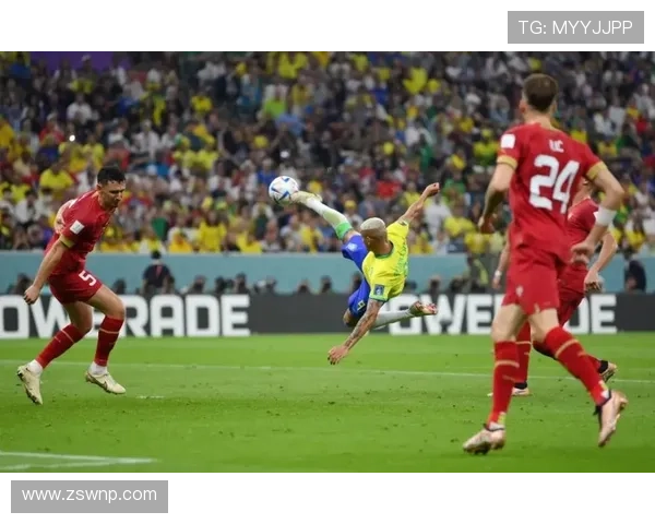 维尼修斯开场造点遭取消 亚马尔未碰球引发热议媒体称应判点球